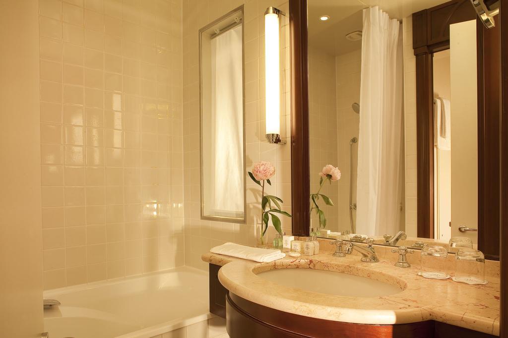 Chambre Familiale avec Baignoire